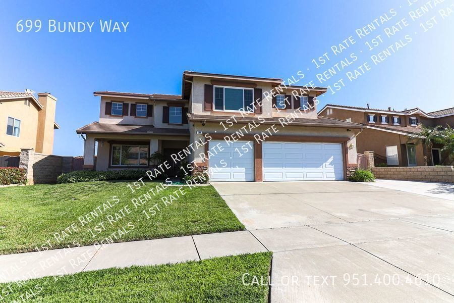 Primary Photo - CORONA - MOUNTAIN GATE ESTATES