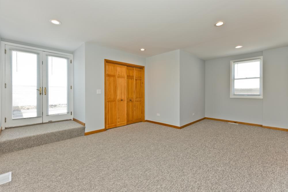 Foto principal - 3 bedroom in Chicago IL 60614