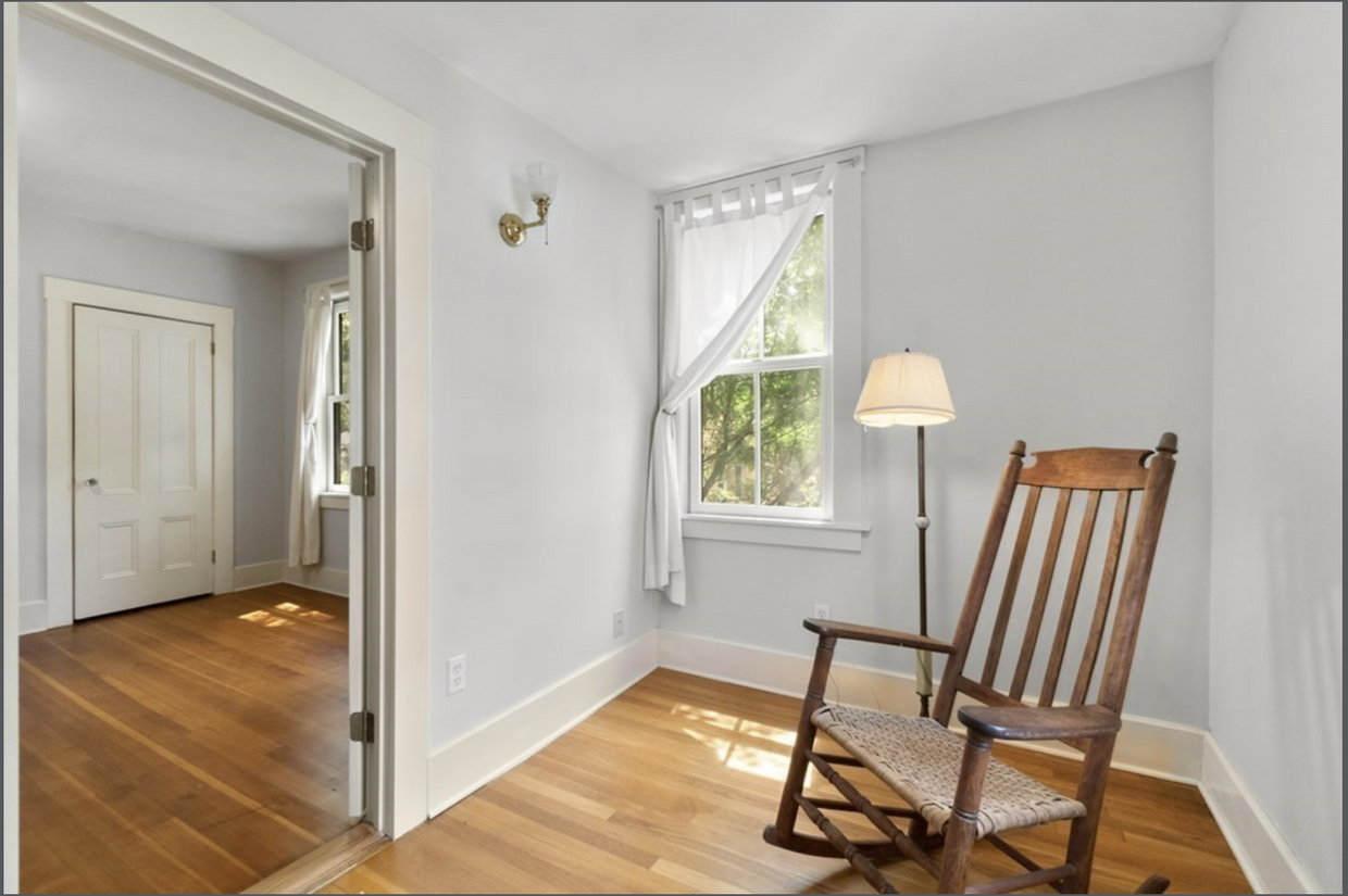 Primary Photo - 129 Otis St