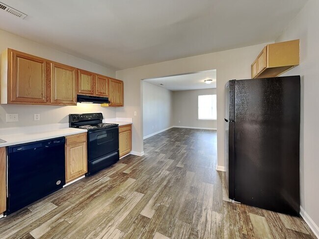 Building Photo - 1612 Allenbrook Dr