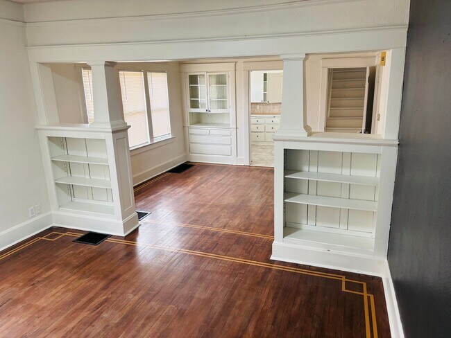 Foto del edificio - Charming 3 Bedroom Single-Family