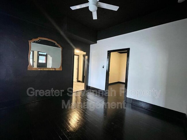 Building Photo - 2221 Harden St