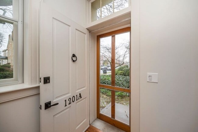 Building Photo - 1201 Princess Anne St