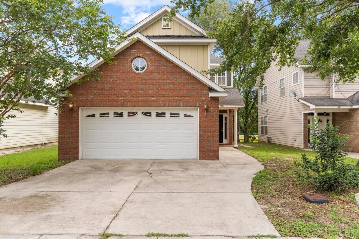 Primary Photo - 2636 Fenwood Ct