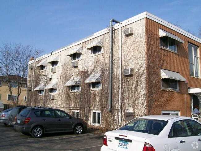 Building Photo - 3104 58th St
