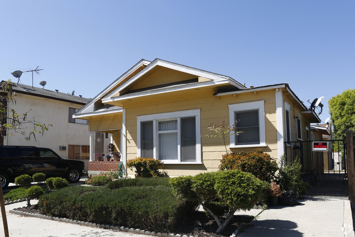 Primary Photo - 6321-6325 Bright Ave