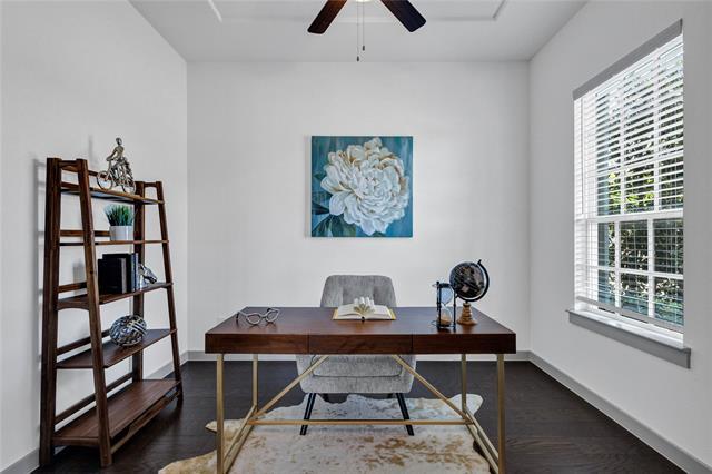 Foto del edificio - 8886 Ice House Dr