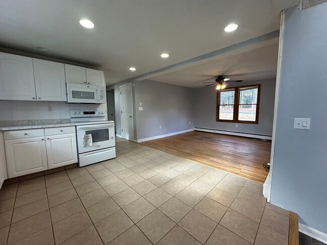 Foto del edificio - 87 Scoville Rd