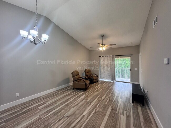 Foto del edificio - 13903 Timberland Dr