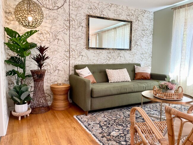 Foto del edificio - 4324 3rd Ave NW