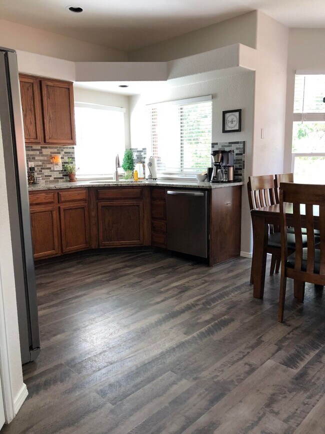 Building Photo - Beautiful renovated 4 Bedroom Rancher in D-12 with Cheyenne Mtn. Views, close to Ft. Carson!