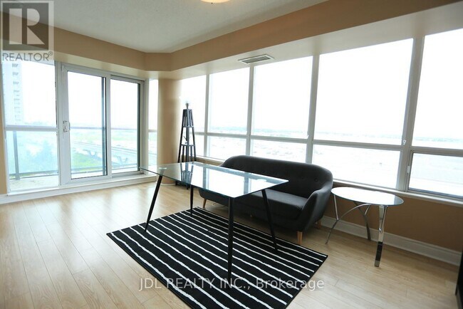 Photo du bâtiment - 60 Brian Harrison Way