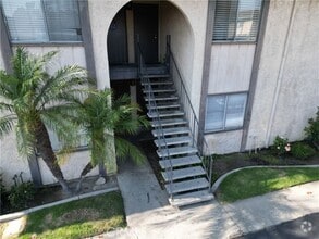 Building Photo - 12835 10th St