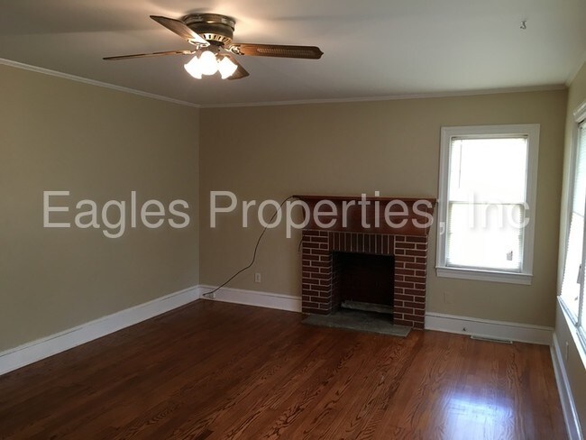 Building Photo - 1805 N Berkeley Blvd