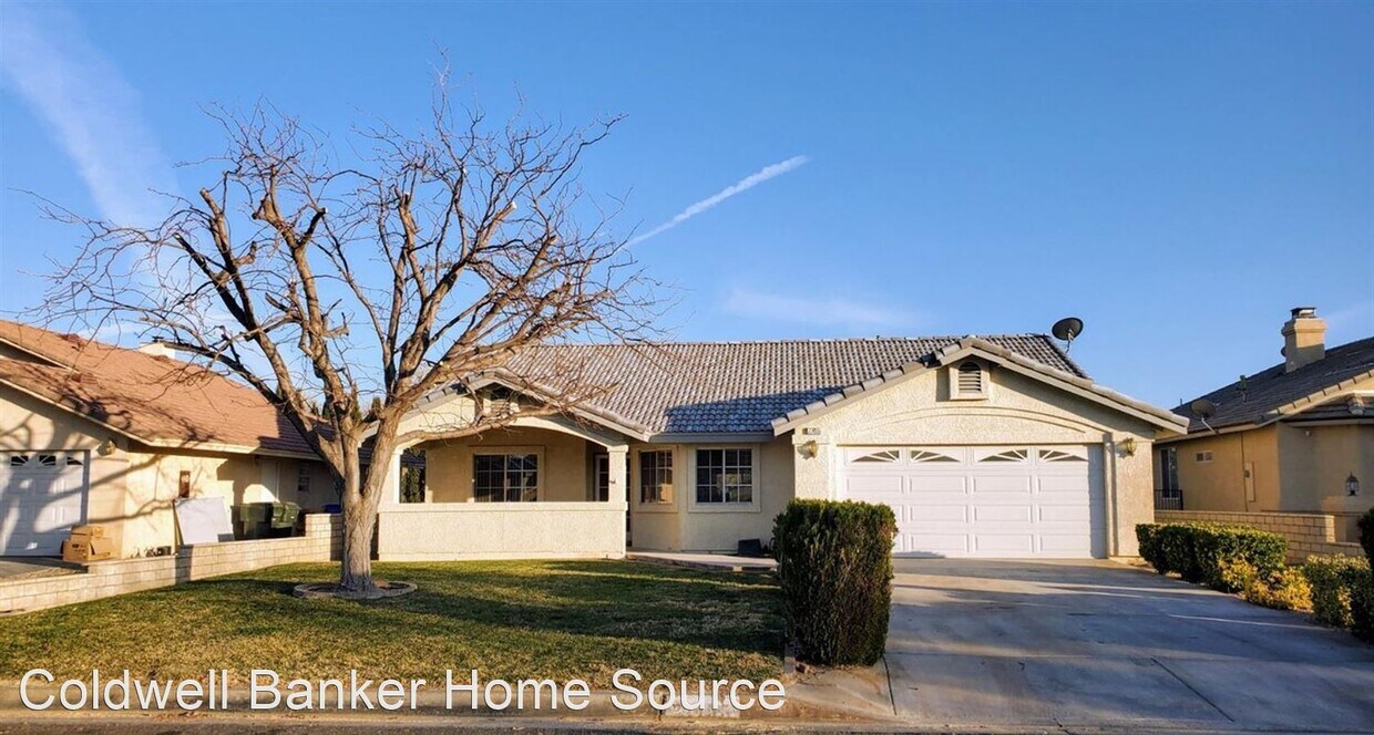 Foto principal - 3 br, 2 bath House - 27455 Cloverleaf Dr.