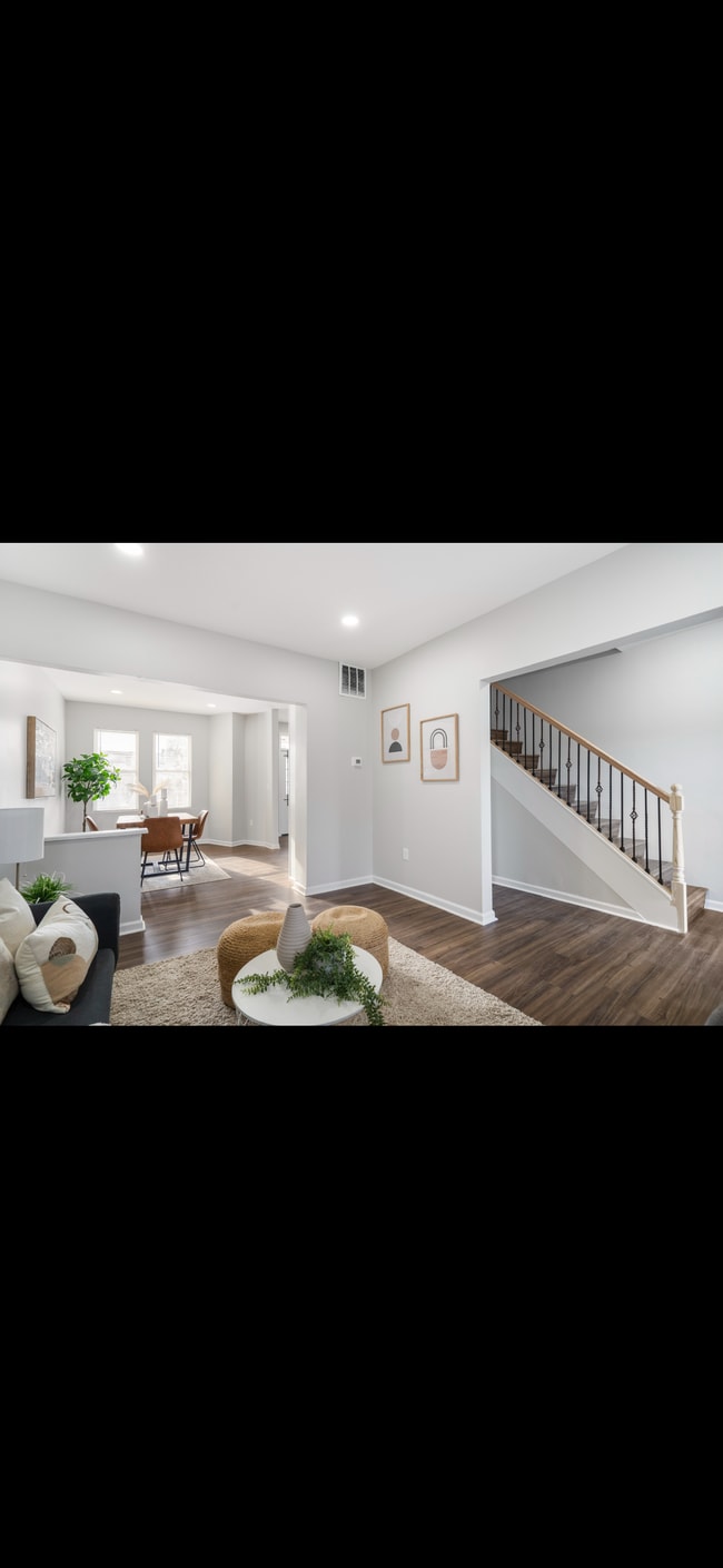 Foto del edificio - 1415 Carswell St