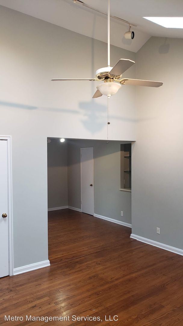 Foto del edificio - 4108 Stoneview Dr