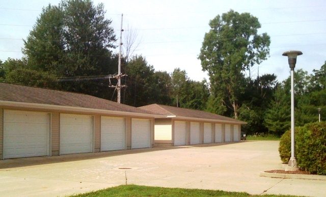 Building Photo - Warren Apartments