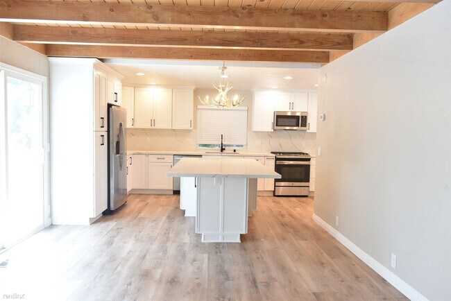 Foto del edificio - 3 br, 2 bath House - 29264 Pine Drive