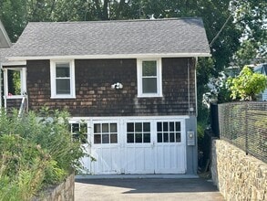 Building Photo - 28 2nd St