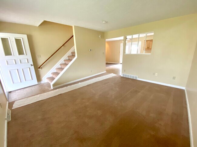 Foto del edificio - 5764 Kentview Ave NW