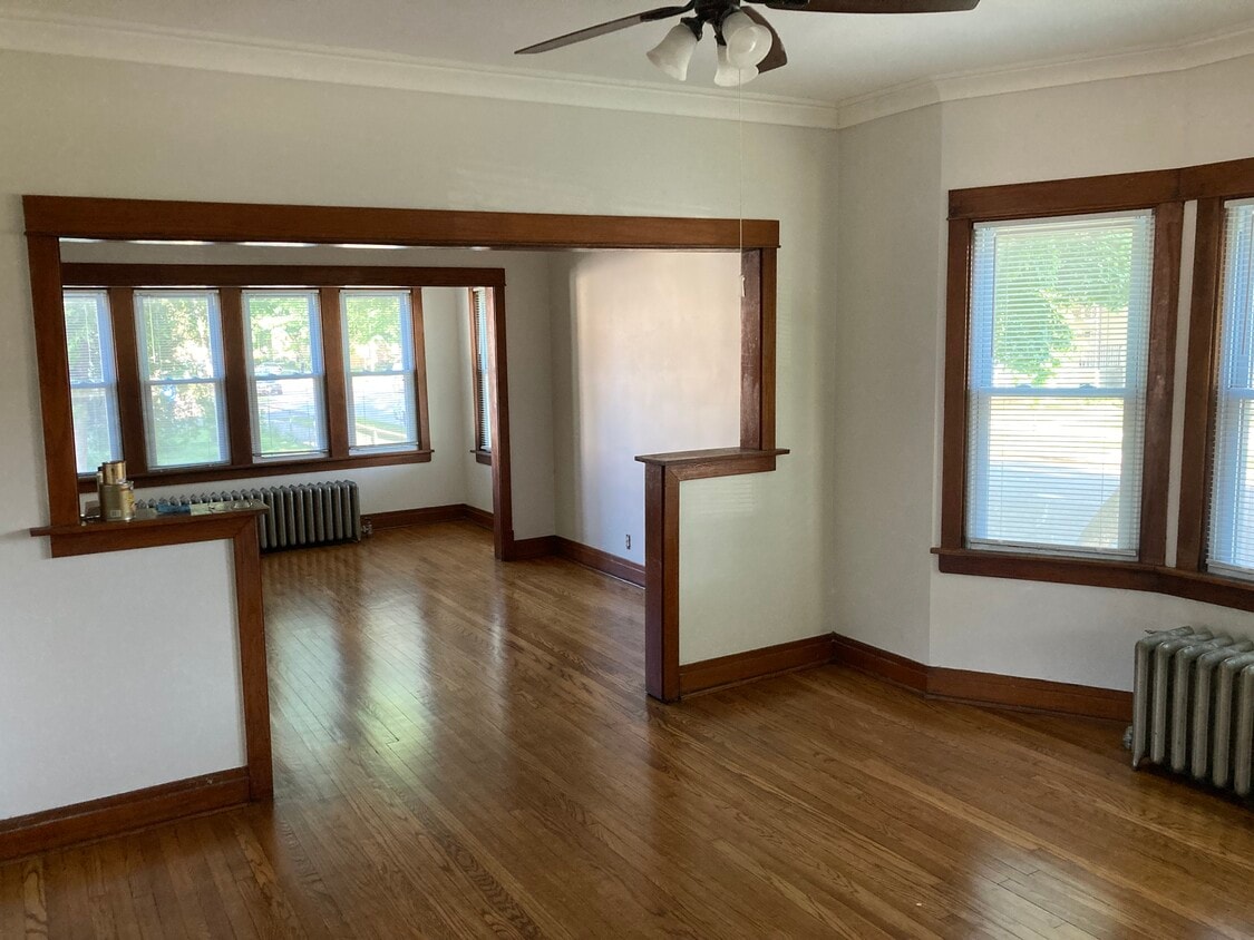 Foto del edificio - 5720 W Ainslie St