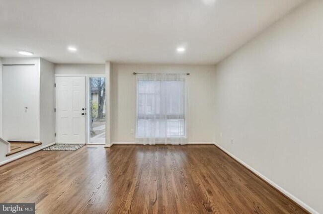 Foto del edificio - 11825 Coopers Ct