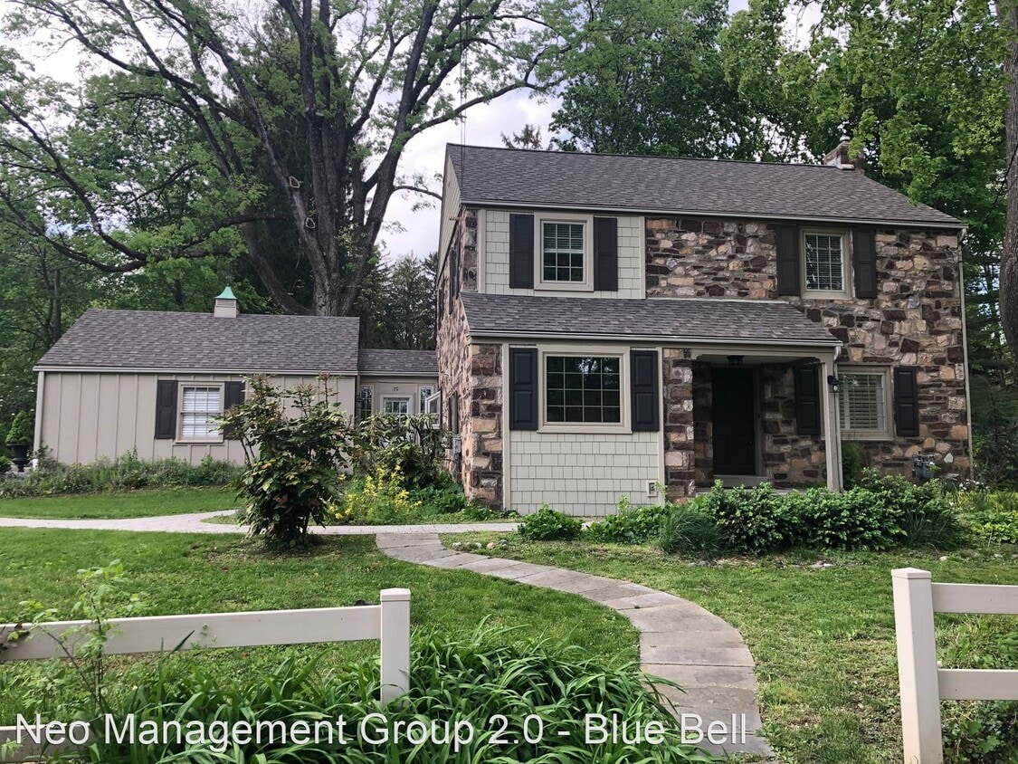 Primary Photo - 4 br, 3 bath House - 79 Crestline Rd