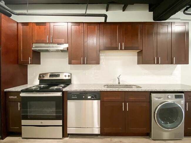 Foto del edificio - 730 St Johns Ave