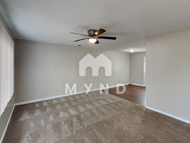 Building Photo - 622 Creekridge Dr
