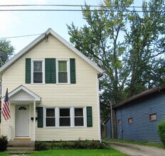 Building Photo - 3108 Pine Ave