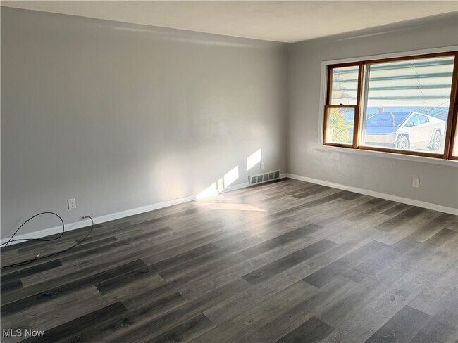 Foto del edificio - 1334 Aberdeen Ave