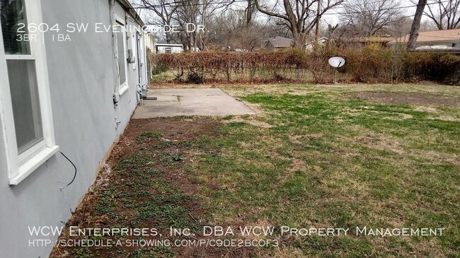 Building Photo - 3 bedroom in Topeka KS 66614