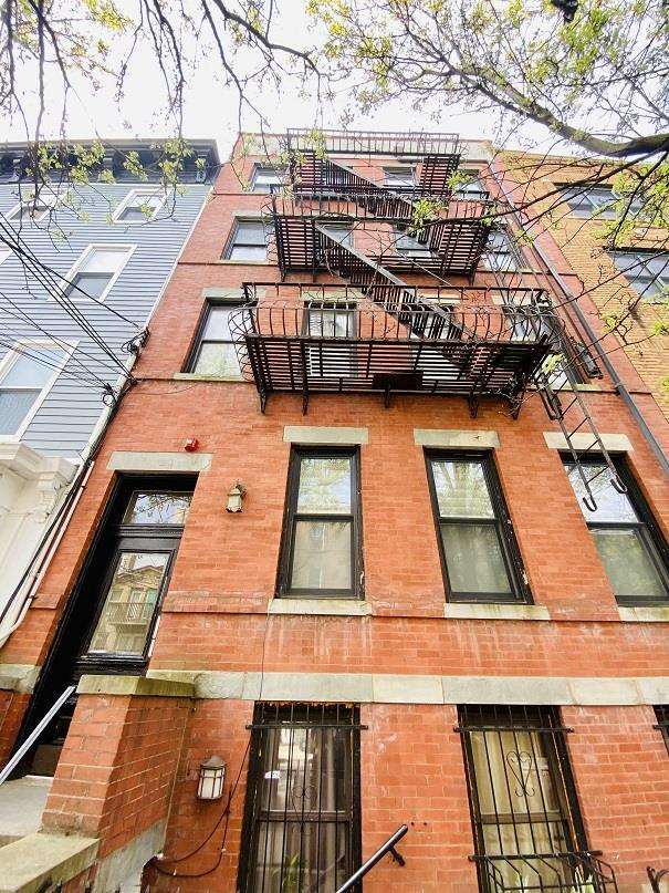 Primary Photo - 381 2nd St