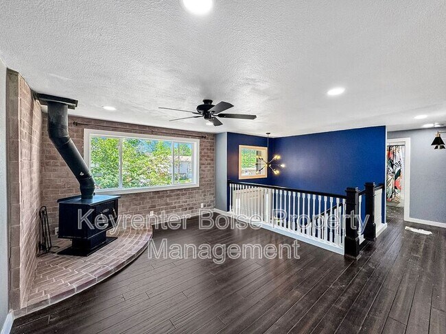 Foto del edificio - 2260 S Berkeley St