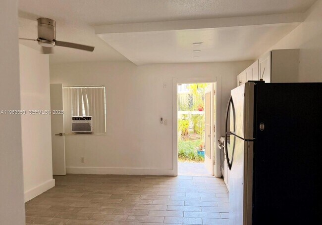 Foto del edificio - 3515 Van Buren St