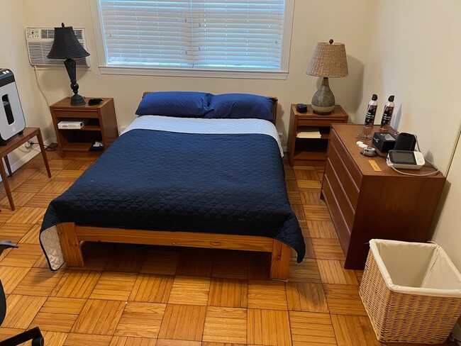 Photo - 3500 Valley Dr (Alexandria, VA) Apartment