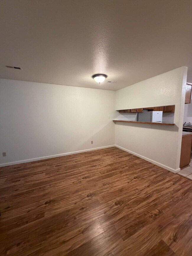 Building Photo - 428 Kays Ln
