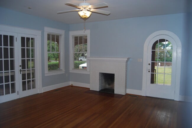 Building Photo - 2809 Lombardy Ct