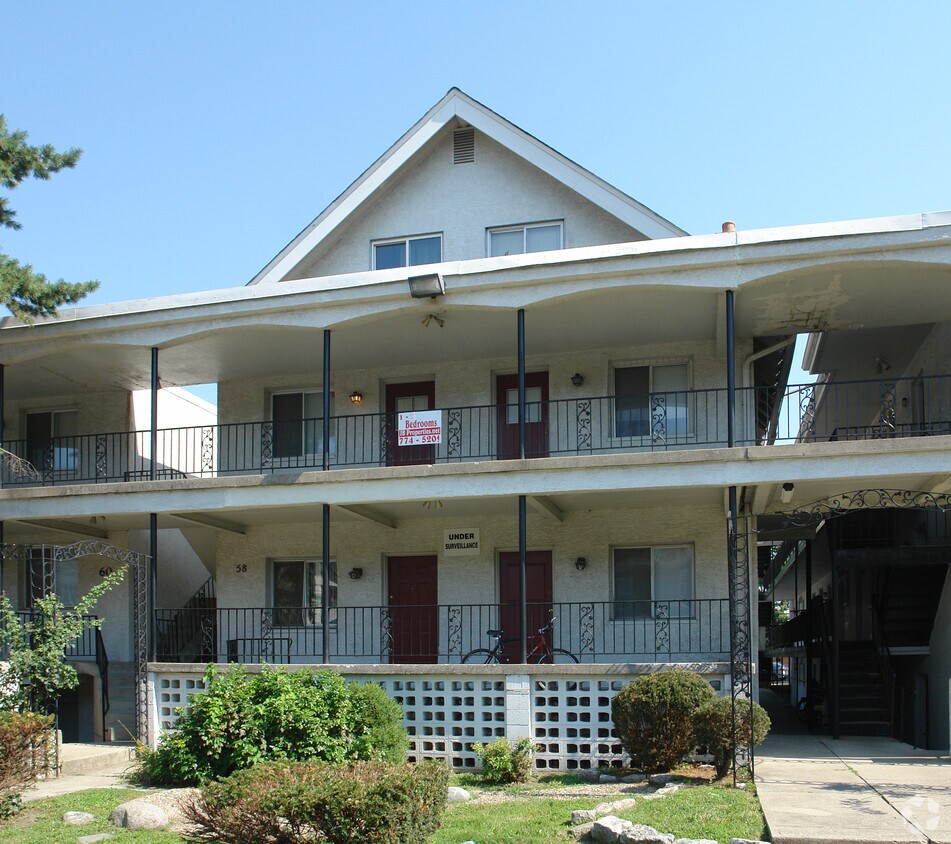 Primary Photo - 58 W 9th Ave