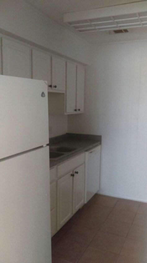Building Photo - Single Family Orange Grove
