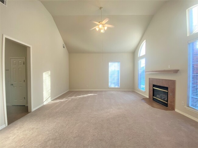 Building Photo - 17 Red Admiral Way