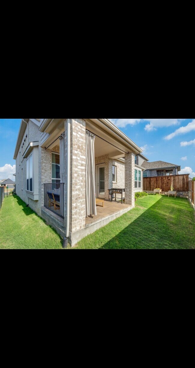 Building Photo - 1513 Waxwing Pl