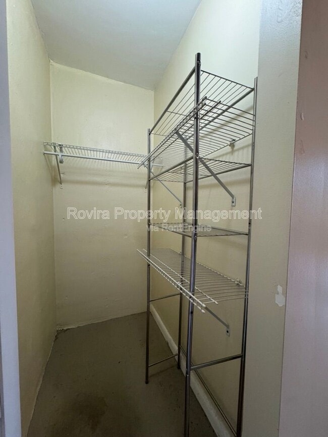 Building Photo - 3420 SW 125th Ct