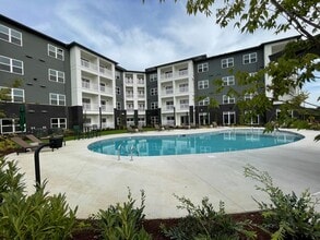 Building Photo - 1540 Lebanon Pike