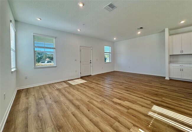 Building Photo - 301 Platform Ln