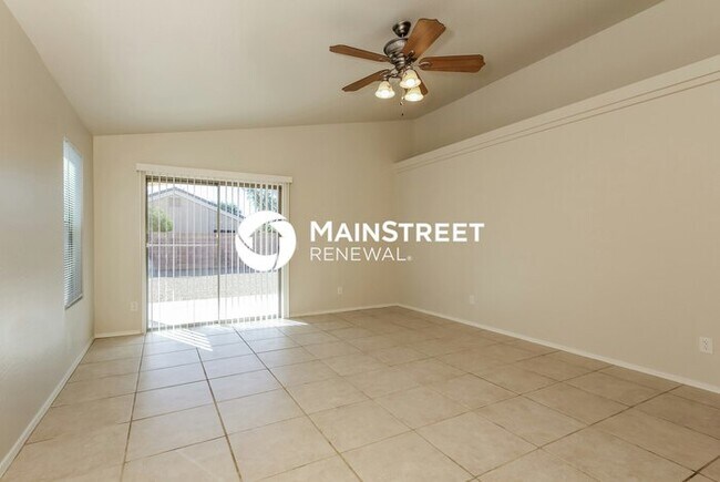 Foto del edificio - 3 Bedroom Pet-Friendly Home in El Mirage, AZ with Main Street Renewal