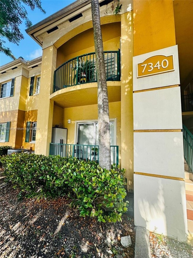 Foto del edificio - 7340 NW 114th Ave