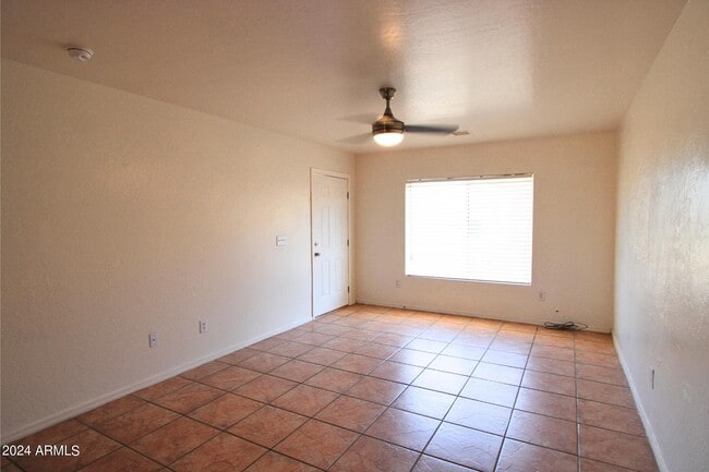 Building Photo - 9975 W Lynx Dr