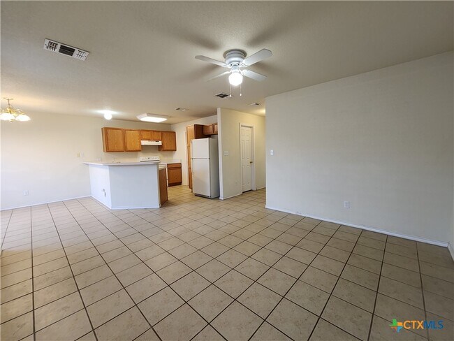 Foto del edificio - 3014 Green Mountain Dr